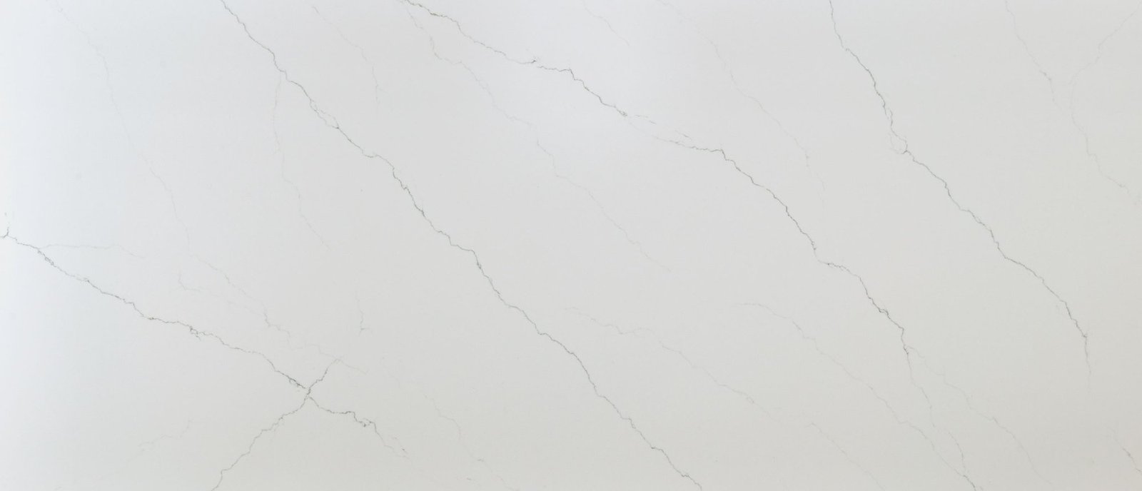 Calacatta Miraggio quartz slab