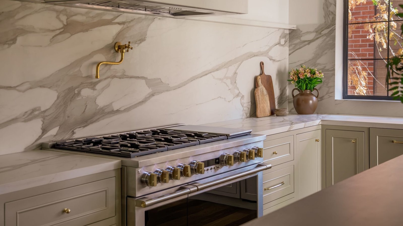 Calacatta Prema porcelain countertop installed